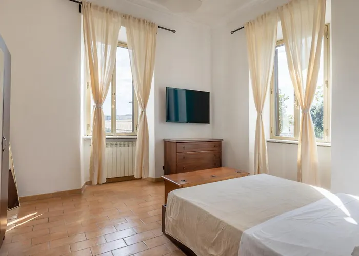 Piramide Maison-rustic Elegance In Apartament
